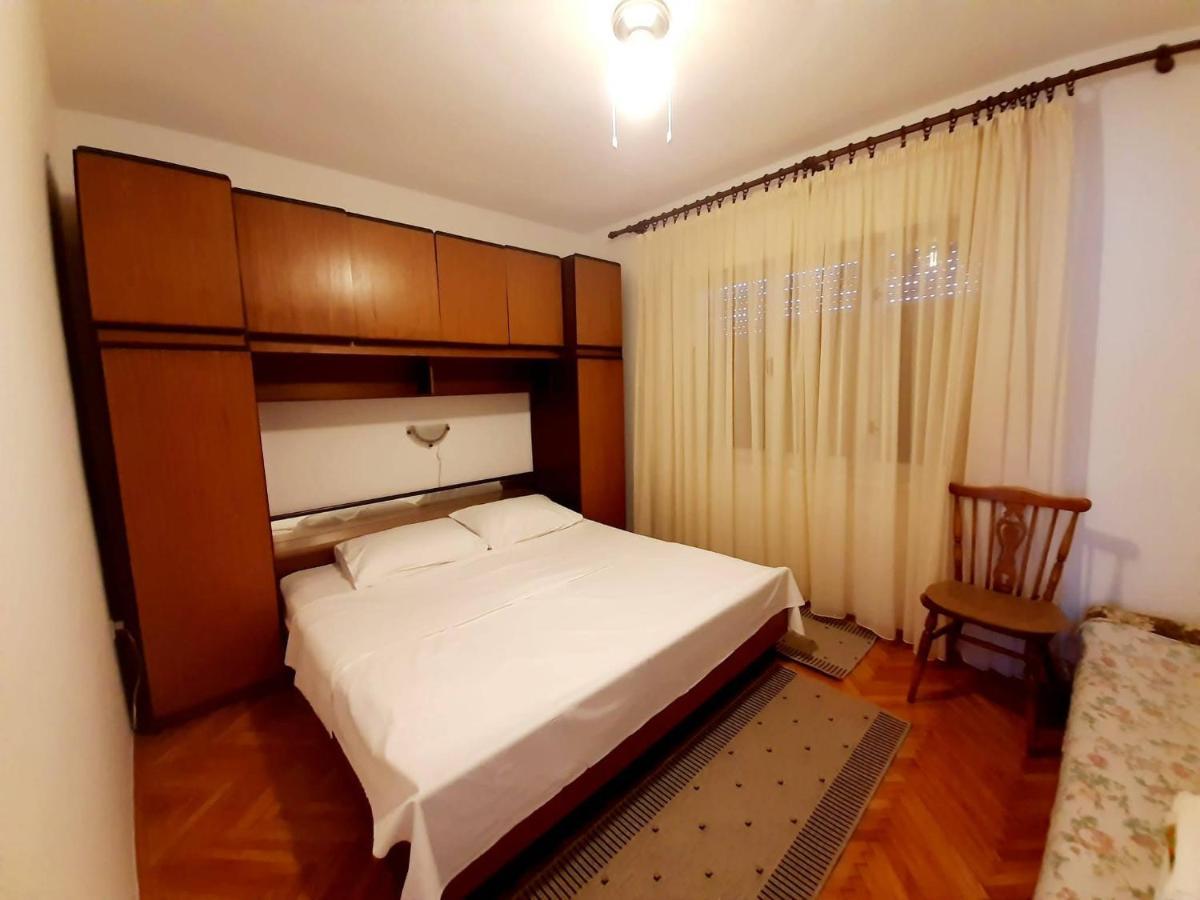 Apartment Riko - Accomodation "With" The Adriatic Sea Kampor Kültér fotó