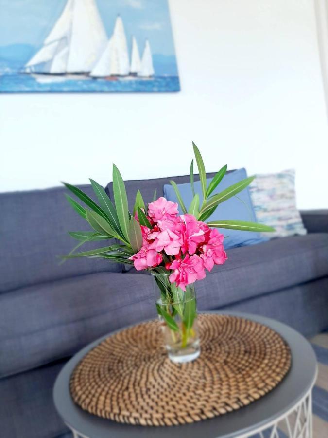 Apartment Riko - Accomodation "With" The Adriatic Sea Kampor Kültér fotó